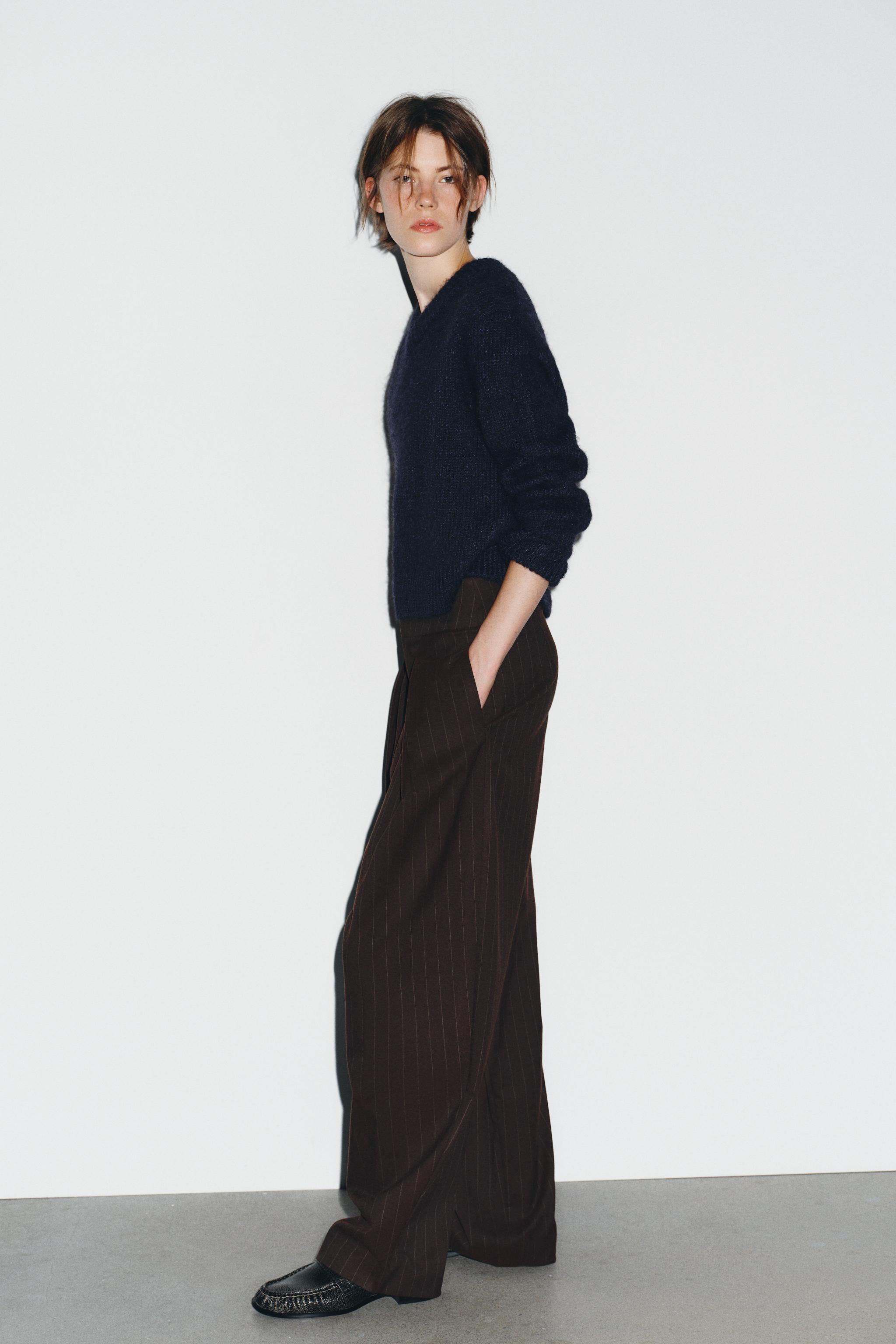 BALLOON STRIPED PLEATED PANTS